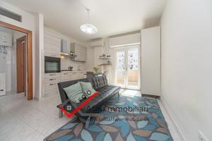 Bilocale con Veranda Via Latina