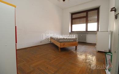 BILOCALE LIBERO DA SUBITO IN VIA SAORGIO 47