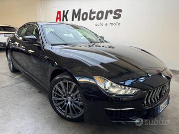 MASERATI Ghibli 330 CV MHEV GT