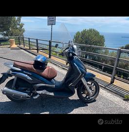 Piaggio Beverly Tourer 400 - 2008