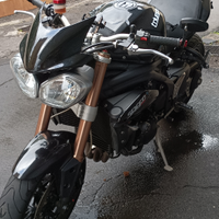 Triumph Speed Triple 1050