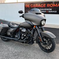 Harley-Davidson street glide special 114