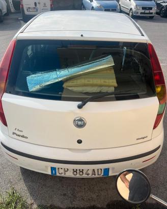 Fiat Punto 1.3 Multijet 69 CV – 181.530 km – clima