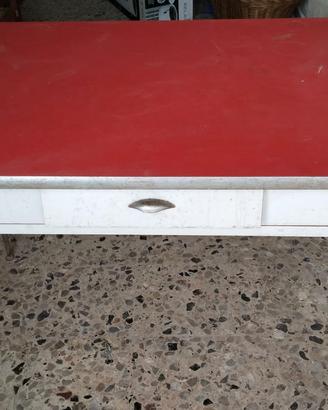 Tavolo anni 70 "Modernariato"