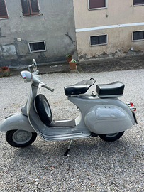 Vespa Piaggio 125 (RESTAURATA)