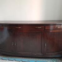 Credenza / buffet