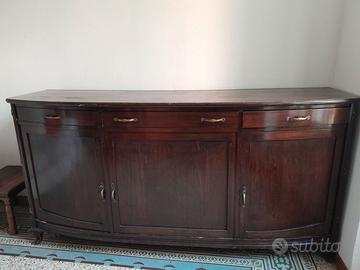 Credenza / buffet