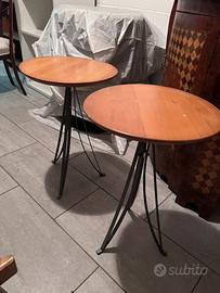 Tavolini in legno con gambe in acciaio