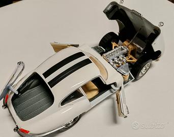 JAGUAR E COUPÈ CUSTOMIZER RACING