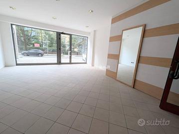 ROVERETO CENTRO: UFFICIO A PIANO TERRA