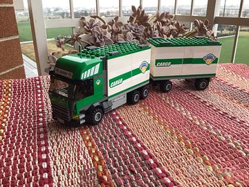 LEGO 7733 solo camion con rimorchio