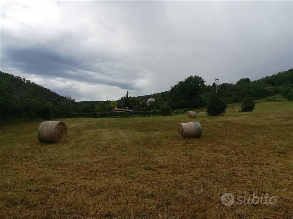 Terreno di 14000 m² a Terni - Vista 2