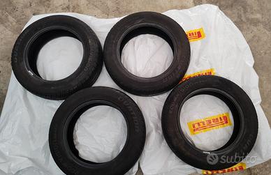 Set "Treno" di 4 Gomme