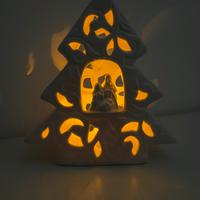 Lanterna natalizia con presepe illuminato