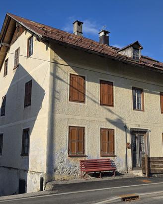 Porzione di casa storica da ristrutturare - Sapp