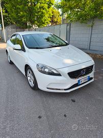 Volvo V40 D2 1.6 Pronta per le Vacanze 