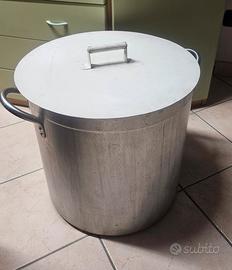 Pentolone per passata