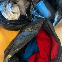 lotto di vestiti