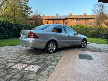 MERCEDES Classe C (W/S203) - 2002