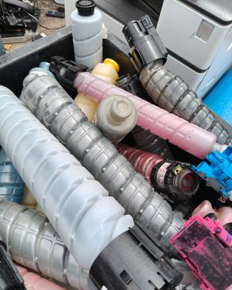 bottiglie vuote toner kyocera ricoh