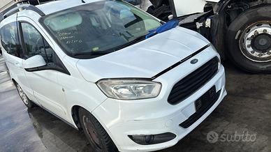 Ford tourneo courier