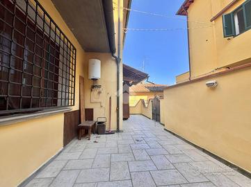 CASA INDIPENDENTE A POGGIO A CAIANO