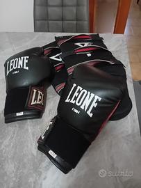 Guantoni e protezioni x boxe