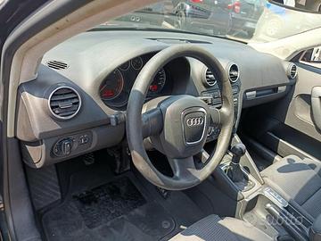 AUDI A3 SPB 2.0 16V TDI 140 CV AMBITION