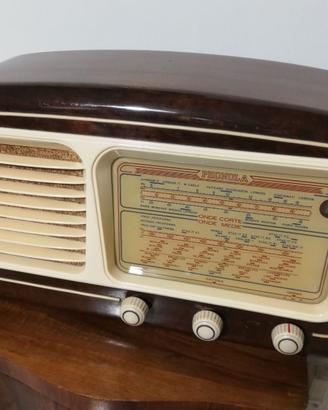 Radio vintage anni 50 Phonola 5567c funzionante