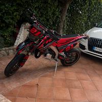 Cr 125 r