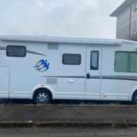 Motorhome Knaus 650 Van I con letti gemelli