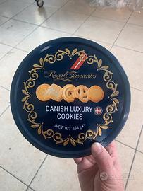 Lotto 2 Scatole in Latta Biscotti Danesi - Royal