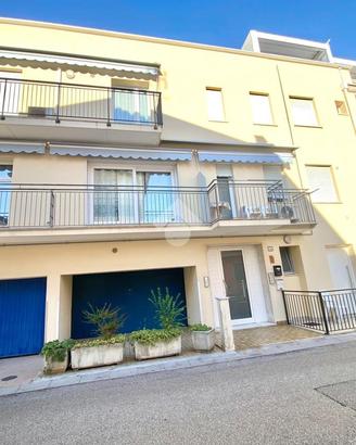 2 LOCALI A CAORLE