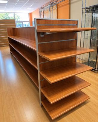 Arredo negozio 
