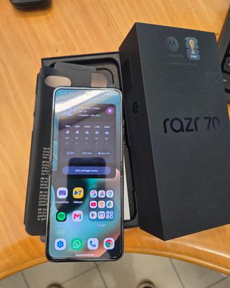 Motorola Razr 70