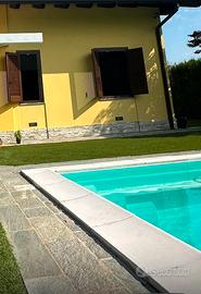 Piastrelle per bordo piscina interrata