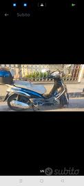 Scooter Piaggio Beverly tourer 2009