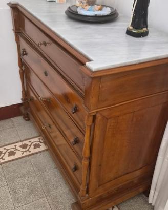 Comó d'epoca con piano in marmo
