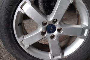 gomme invernali e cerchi Ford 