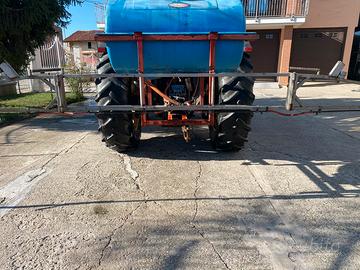 Diserbatrice per trattore