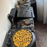 Attrezzatura DJ info in descrizione