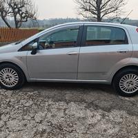 Fiat Grande Punto  1.4 cc 70kw neopatentati