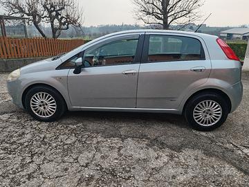 Fiat Grande Punto  1.4 cc 70kw neopatentati