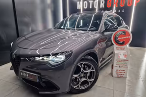 Alfa Romeo Stelvio 2.2 Turbodiesel 160 CV AT8 RWD 