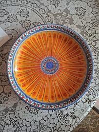 piatto in ceramica decorativo