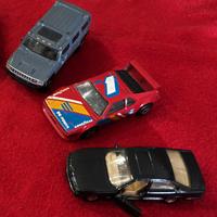 Modellini auto tra cui BMW M1 1:43