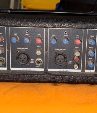 Mixer amplificato 