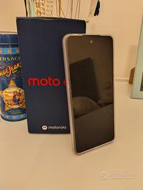 Moto E14