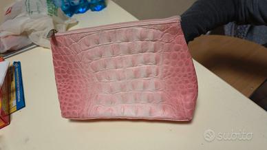 Borsello rosa effetto coccodrillo