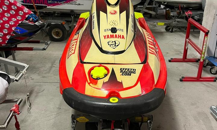Yamaha wave blaster jet ski